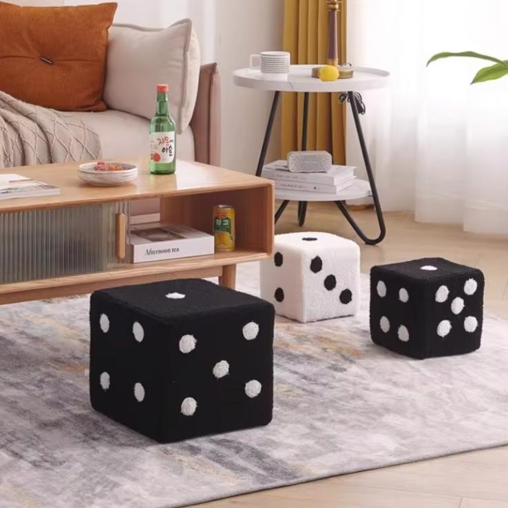 DICE STOOL